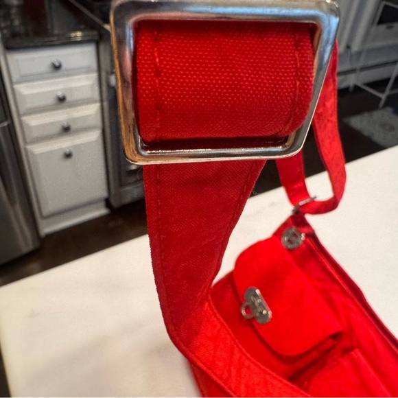 Travelon Crossboy Bag Red Silver Hardware Front Pockets Adjustable Strap - Picture 7 of 13